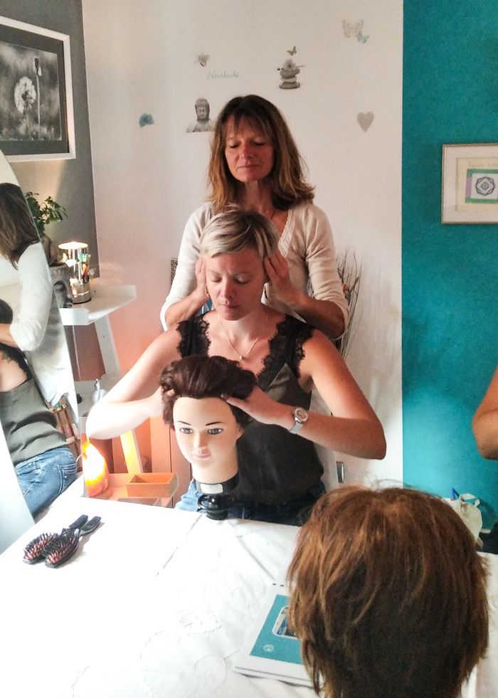 Formation massage bien-être cuir chevelu Légèreté d'Être Formation massage bien-être cuir chevelu Légèreté d'Être